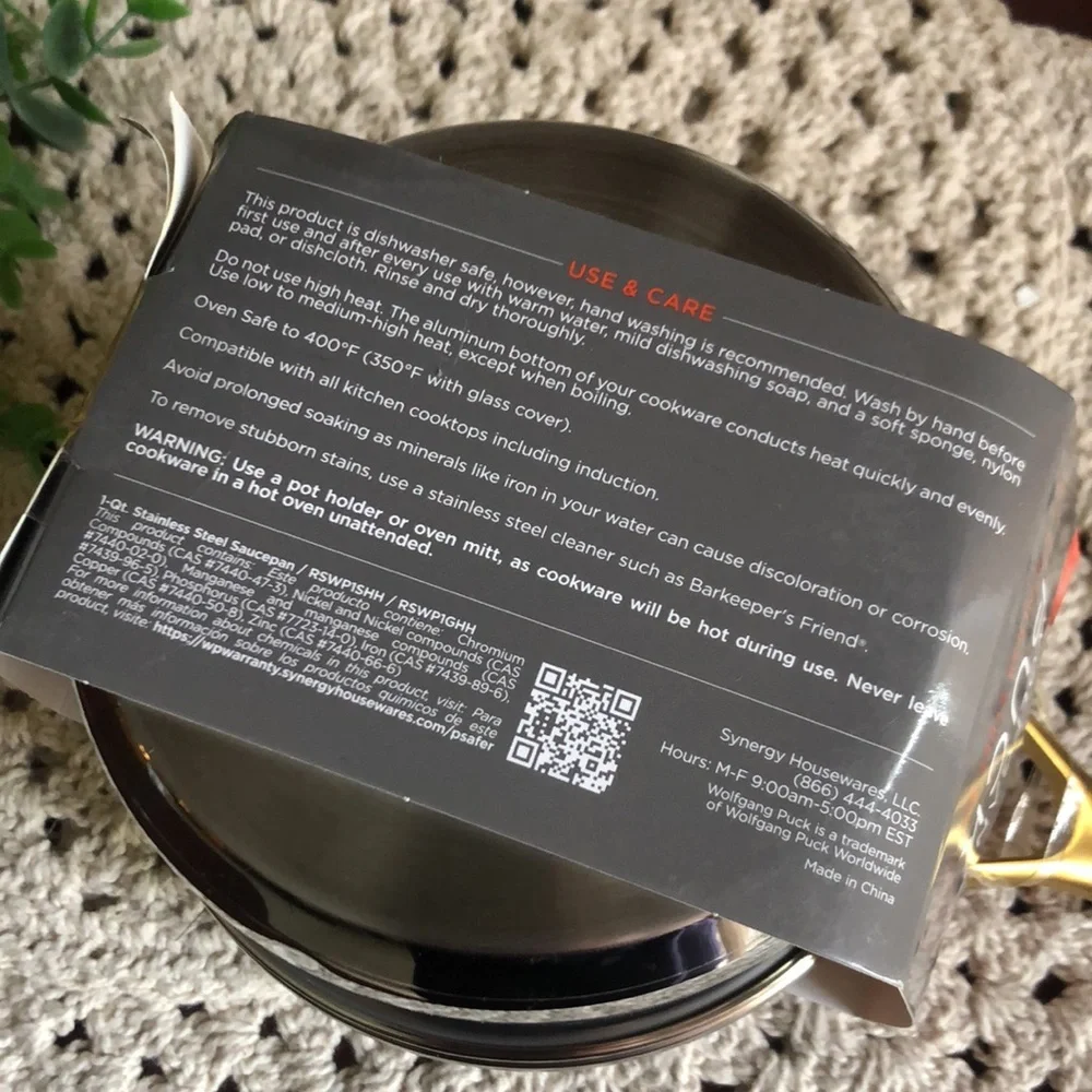 Wolfgang Puck 1 qt stainless steel Saucepan with Lid